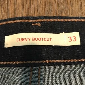 Levi's curvy bootcut jeans, high waist. Dark wash